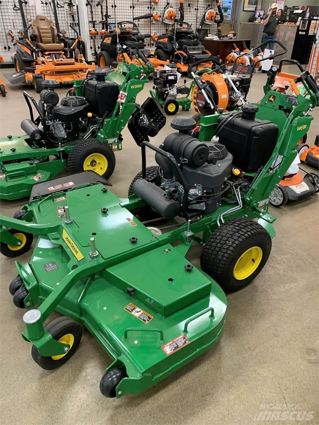 John Deere W61R Pļaujmašīnas