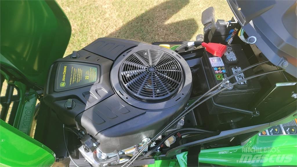 John Deere x330 Kompaktie traktori