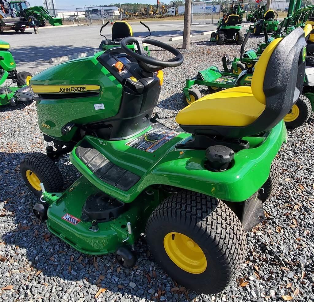 John Deere X350 Kompaktie traktori