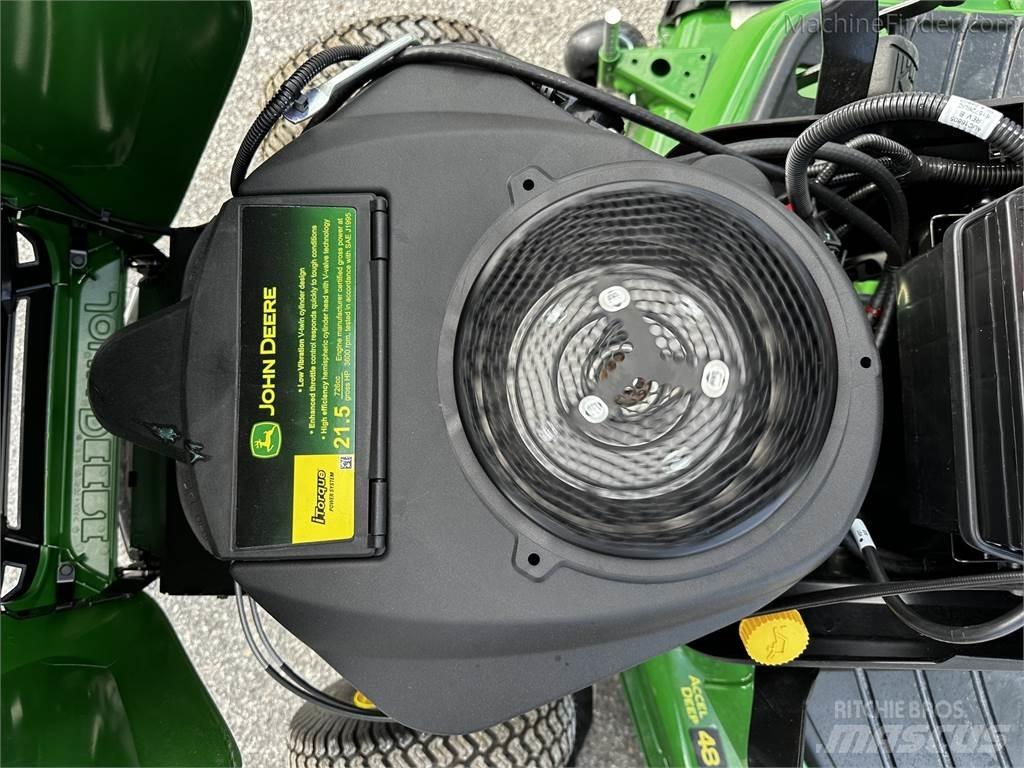 John Deere X350 Kompaktie traktori