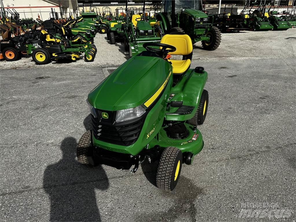 John Deere X350 Kompaktie traktori