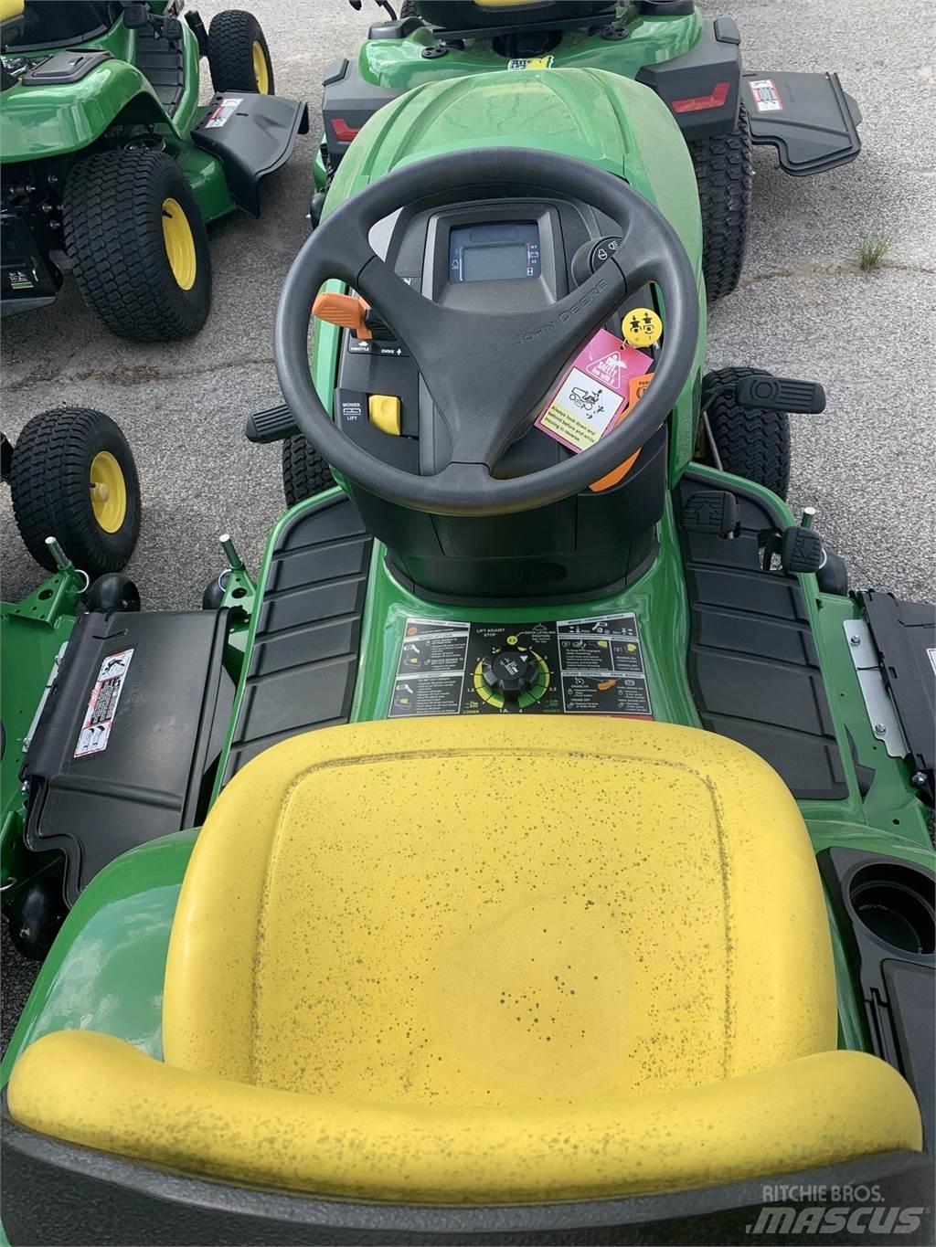 John Deere X350 Kompaktie traktori
