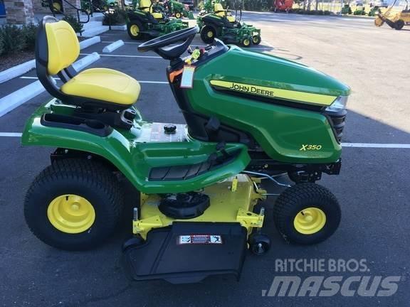 John Deere X350 Kompaktie traktori