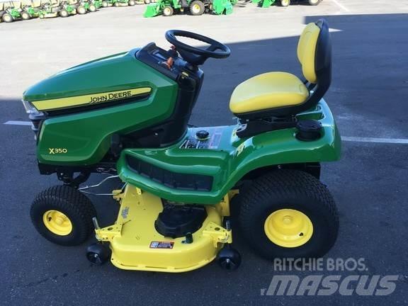 John Deere X350 Kompaktie traktori