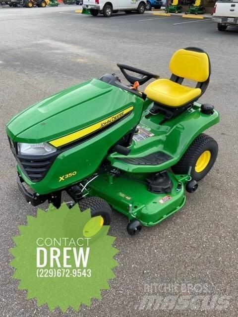John Deere X350 Kompaktie traktori