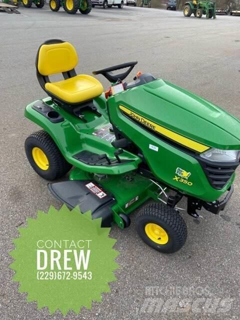 John Deere X350 Kompaktie traktori