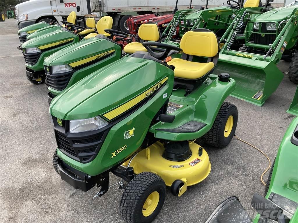 John Deere X350 Kompaktie traktori