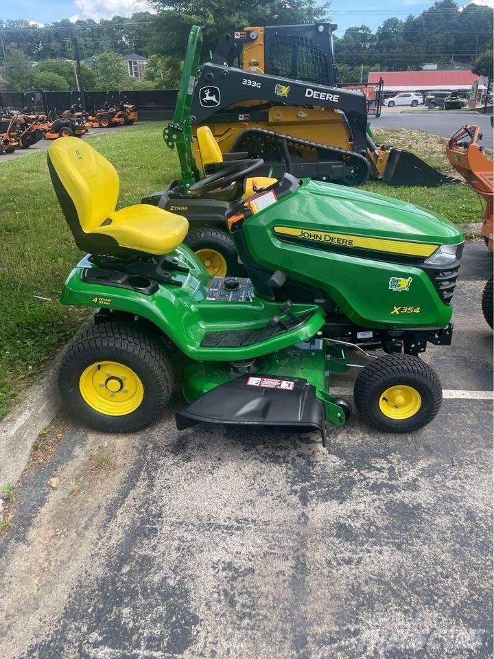 John Deere X354 Kompaktie traktori
