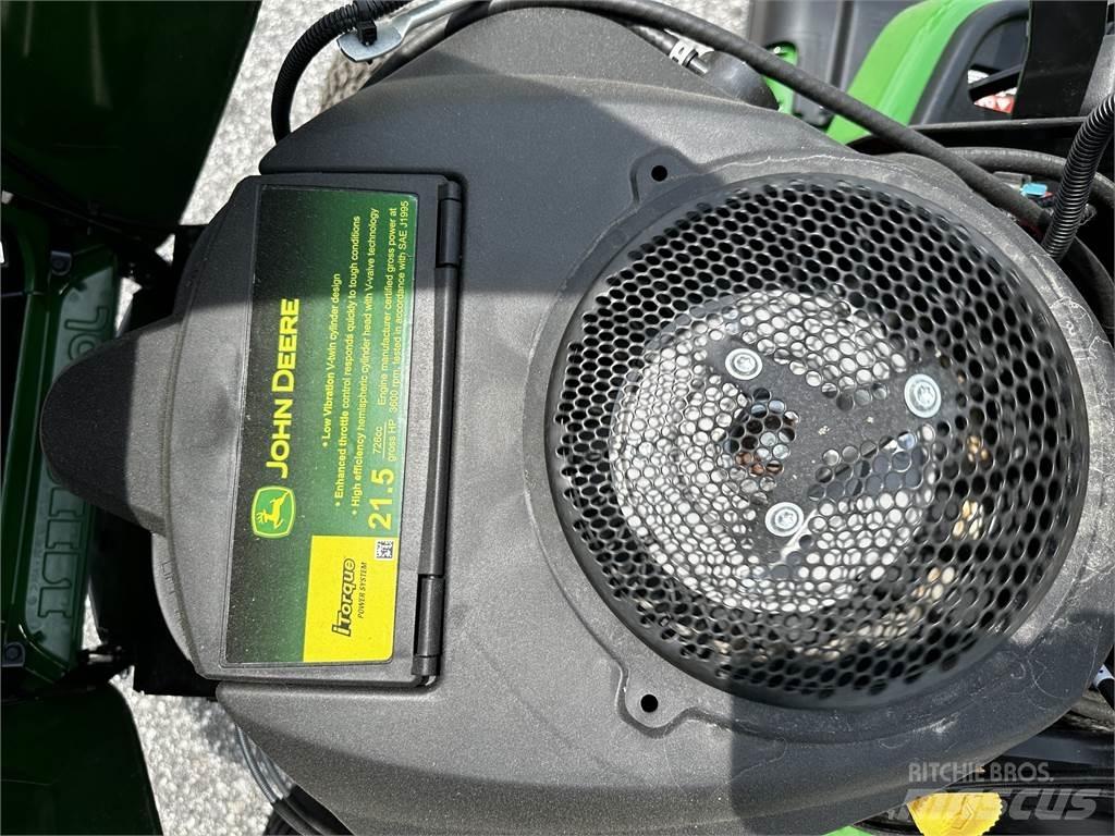 John Deere X370 Kompaktie traktori