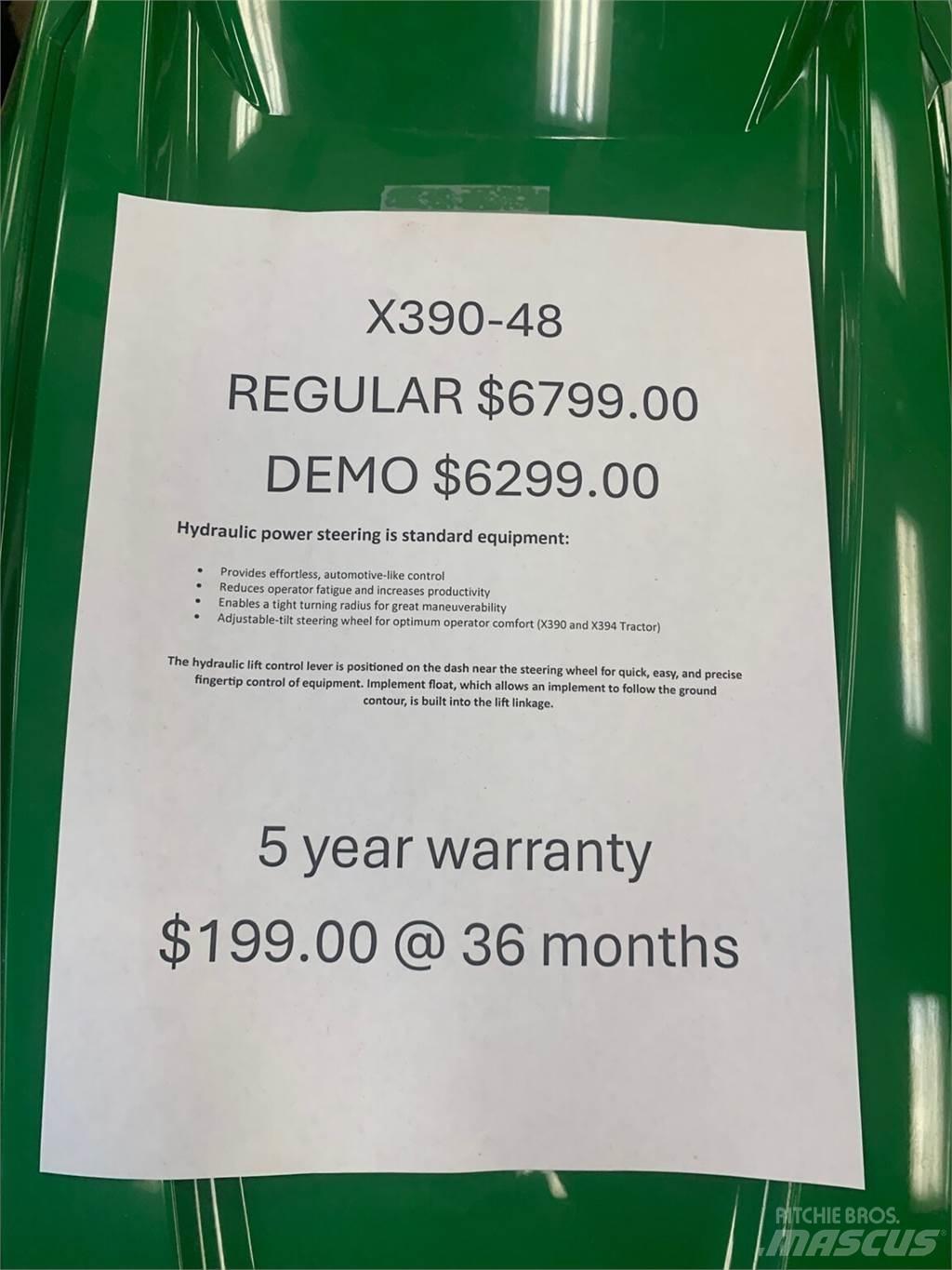 John Deere X390 Kompaktie traktori