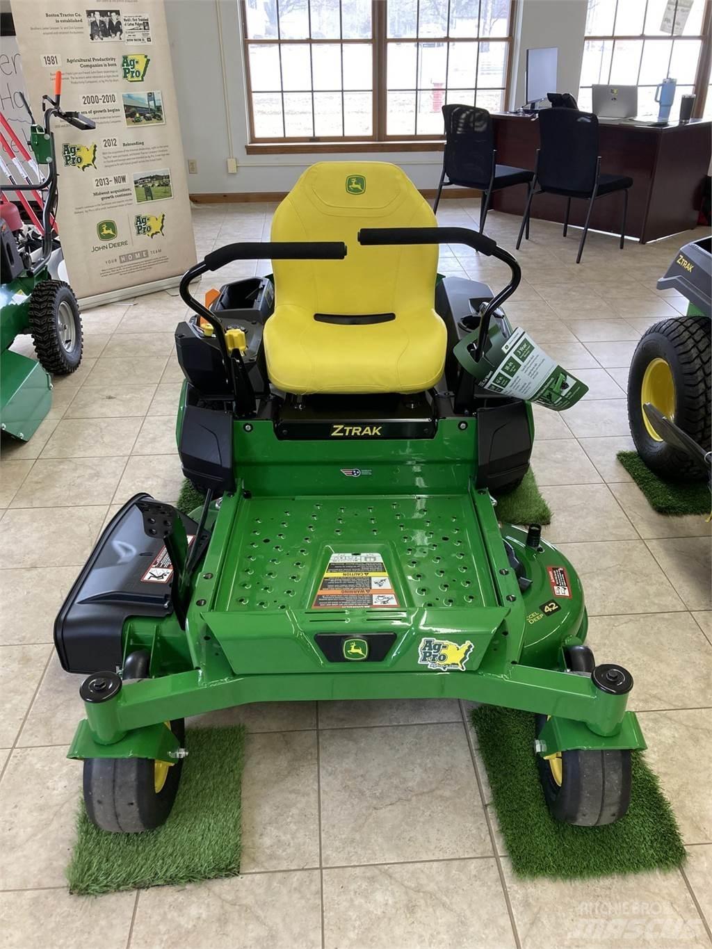 John Deere Z315E Nulles pagrieziena zāles pļāvēji