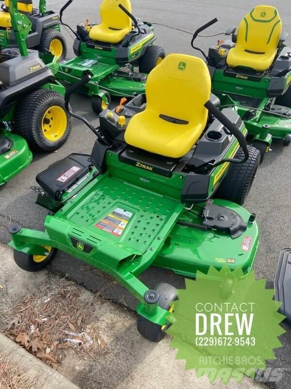 John Deere Z325E Nulles pagrieziena zāles pļāvēji