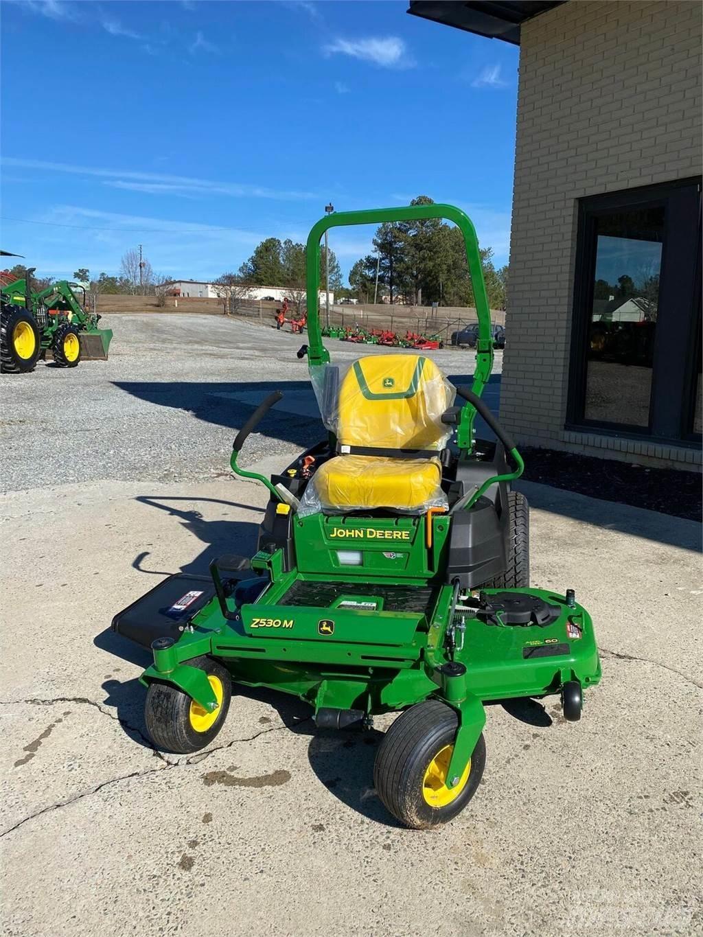 John Deere Z530M Nulles pagrieziena zāles pļāvēji