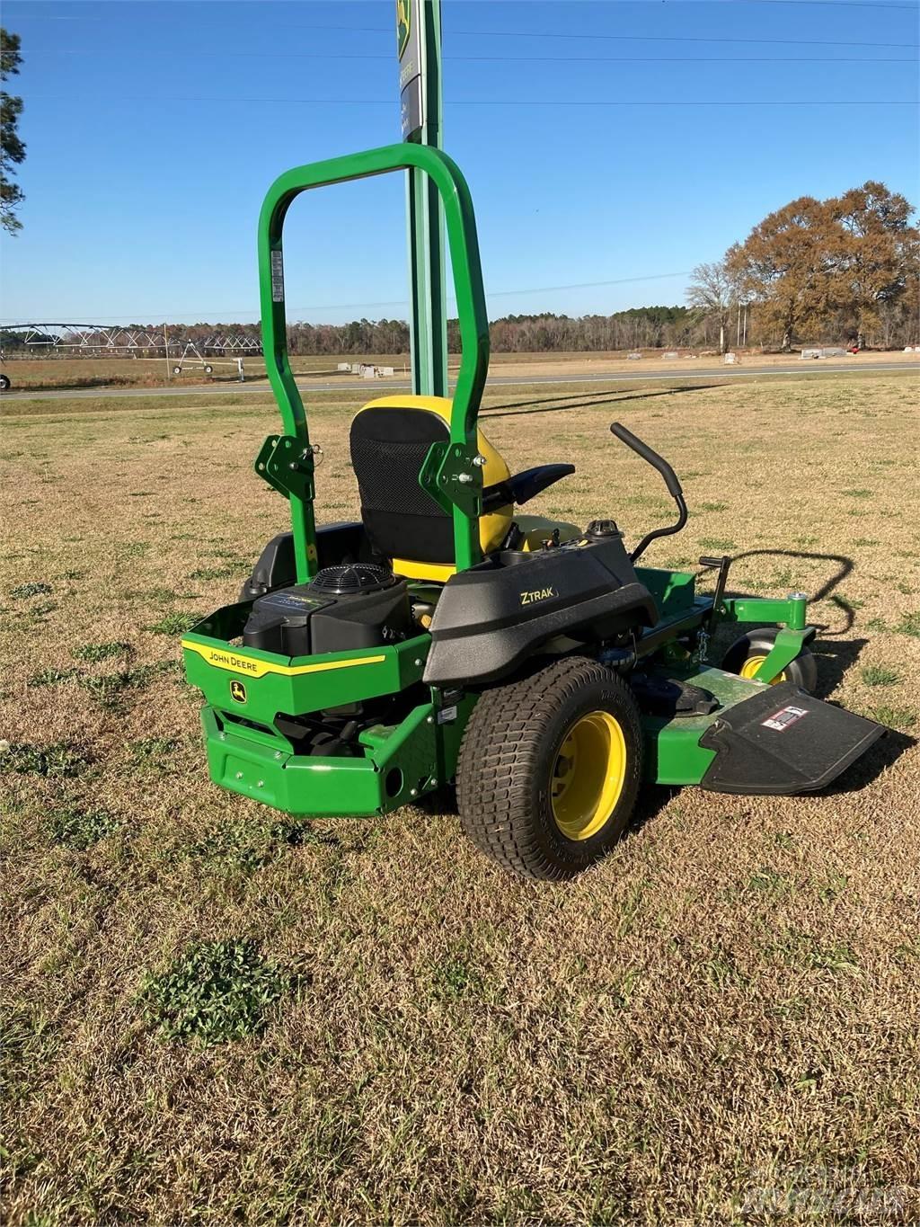 John Deere Z720E Nulles pagrieziena zāles pļāvēji