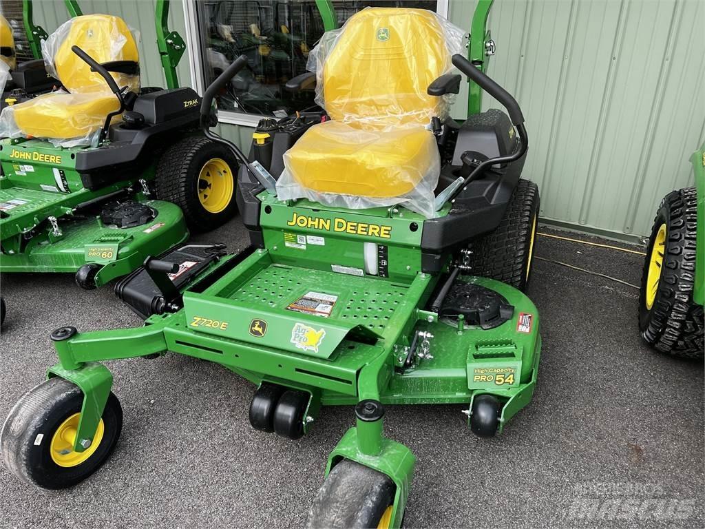 John Deere Z720E Nulles pagrieziena zāles pļāvēji