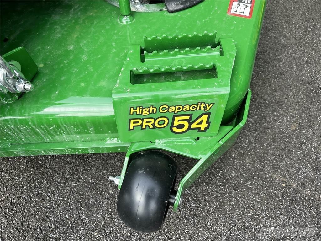 John Deere Z720E Nulles pagrieziena zāles pļāvēji