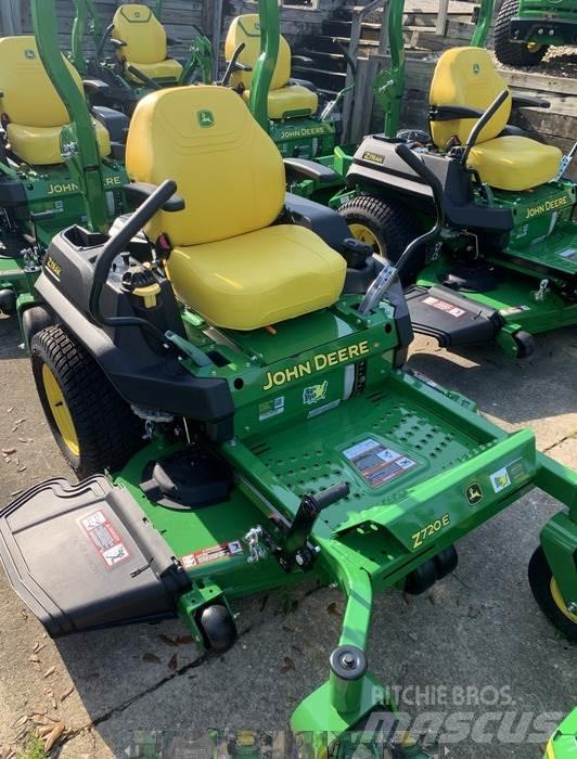 John Deere Z720E Nulles pagrieziena zāles pļāvēji