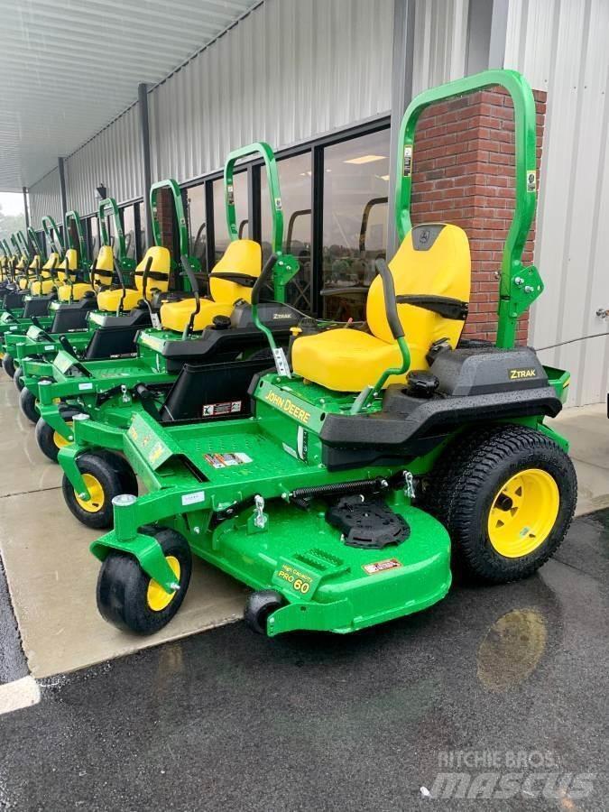 John Deere Z735M Nulles pagrieziena zāles pļāvēji