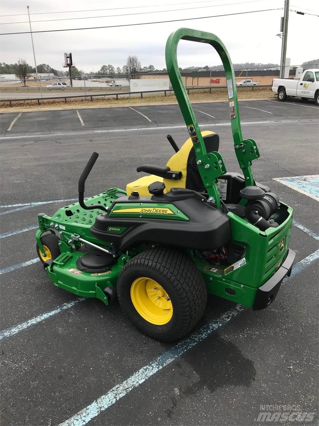 John Deere Z920M Nulles pagrieziena zāles pļāvēji