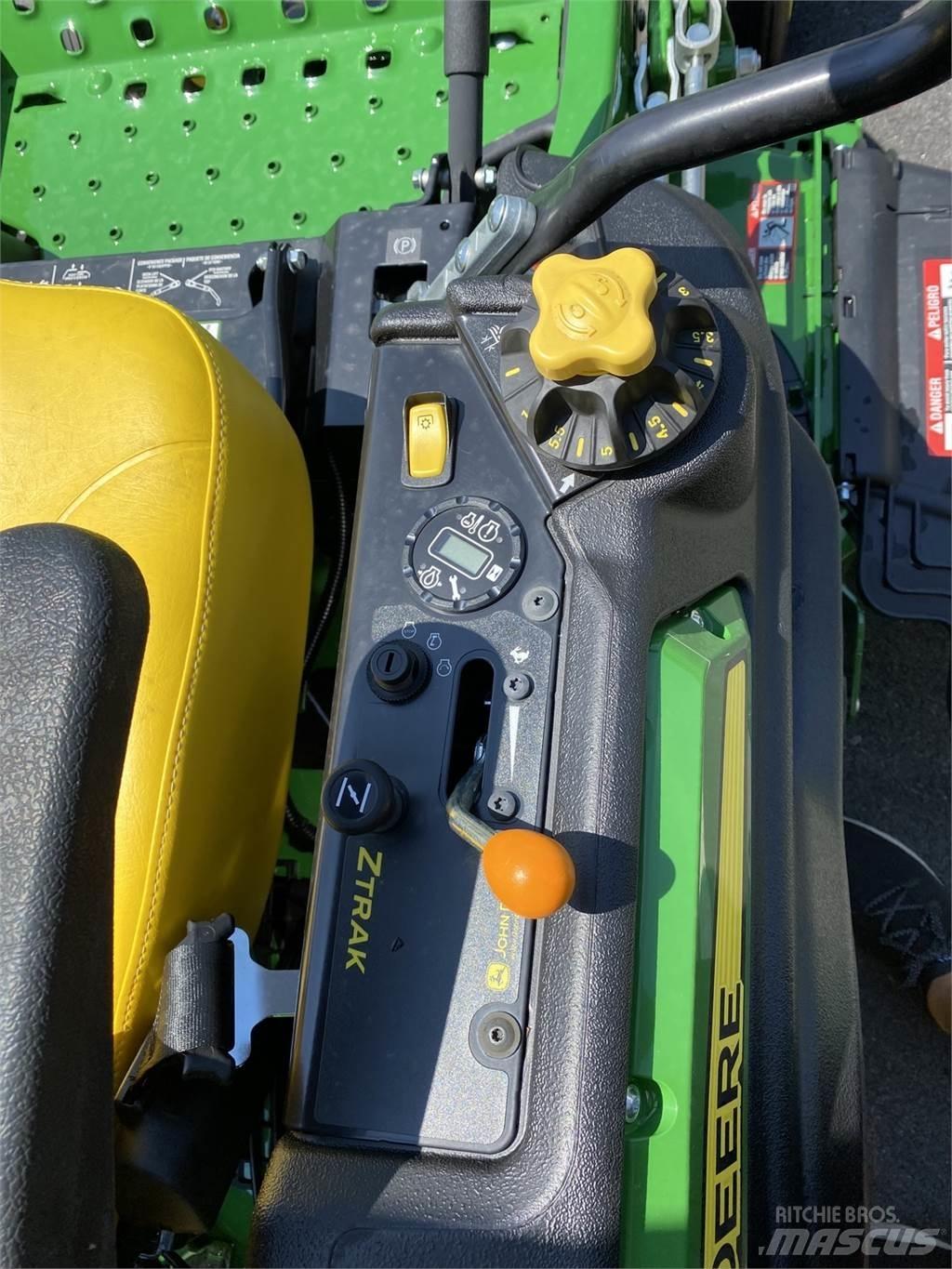 John Deere Z920M Nulles pagrieziena zāles pļāvēji
