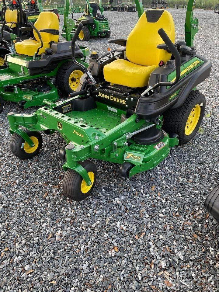 John Deere Z920M Nulles pagrieziena zāles pļāvēji