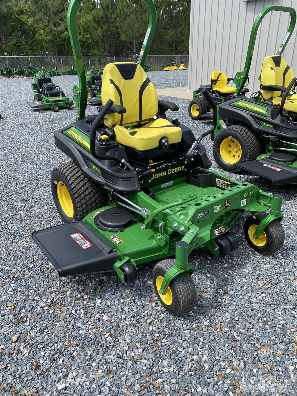 John Deere Z920M Nulles pagrieziena zāles pļāvēji
