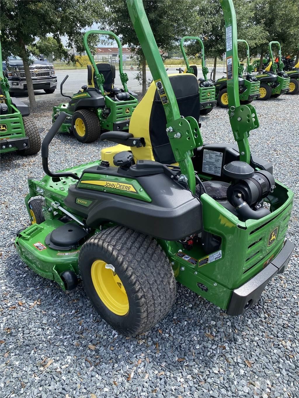 John Deere Z920M Nulles pagrieziena zāles pļāvēji