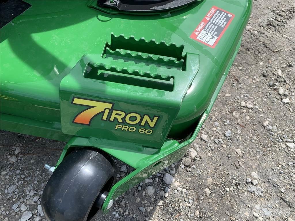 John Deere Z930M Nulles pagrieziena zāles pļāvēji