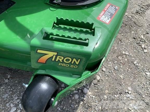 John Deere Z930M Nulles pagrieziena zāles pļāvēji