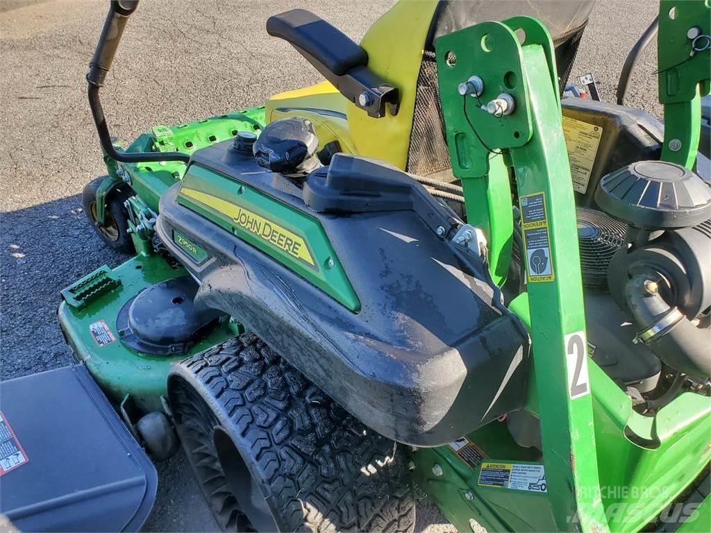 John Deere Z950R Nulles pagrieziena zāles pļāvēji