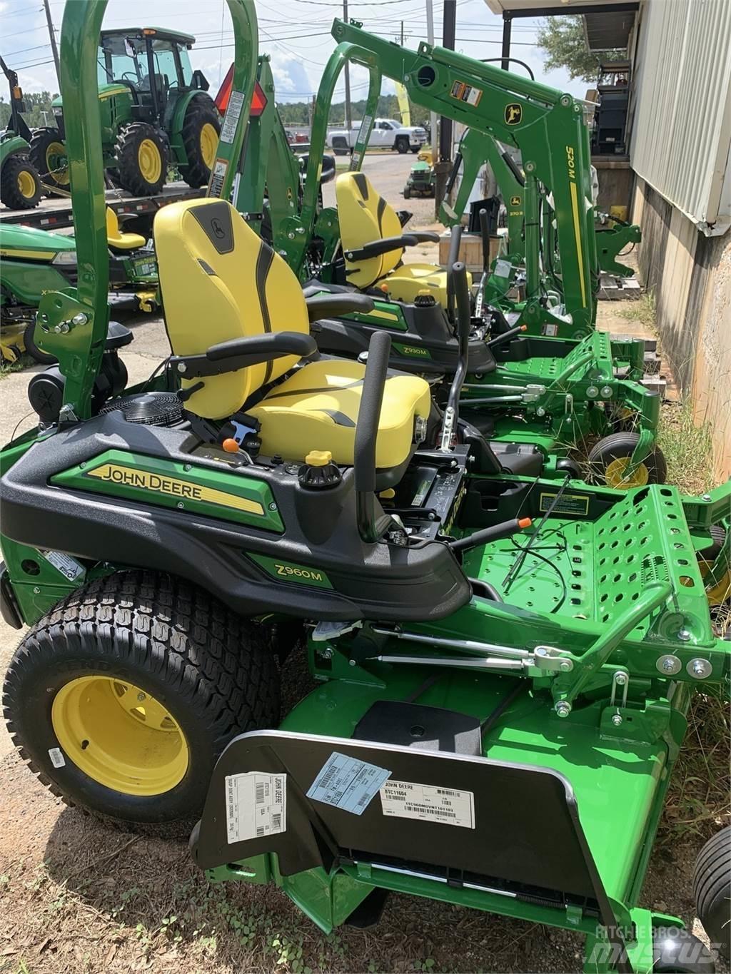 John Deere Z960M Nulles pagrieziena zāles pļāvēji
