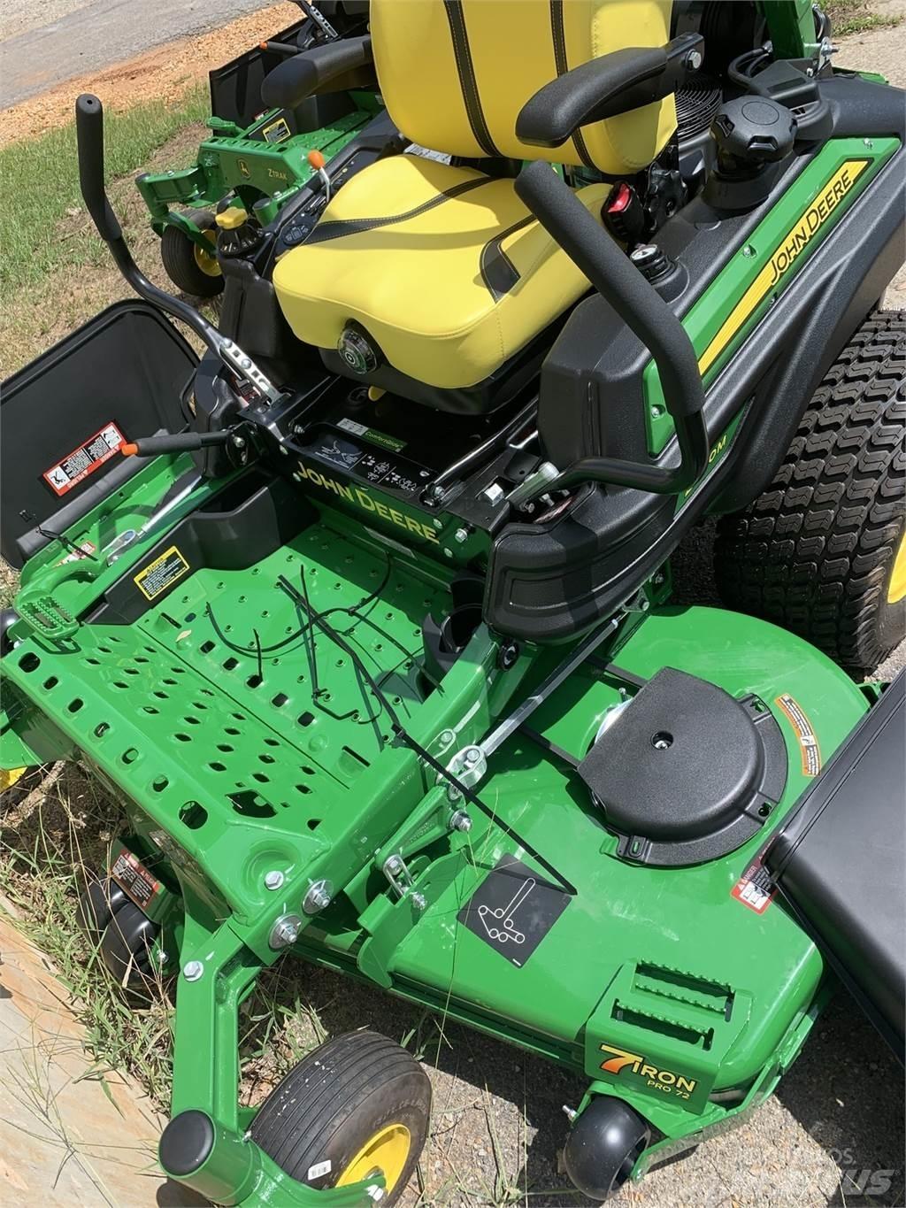 John Deere Z960M Nulles pagrieziena zāles pļāvēji