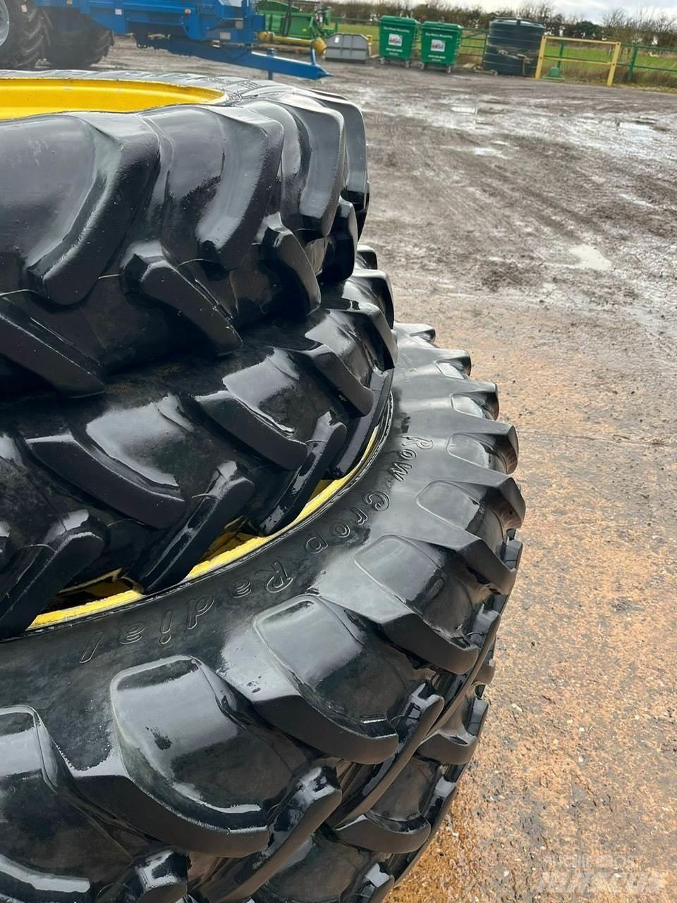  Row Crop Wheels Riepas, riteņi un diski