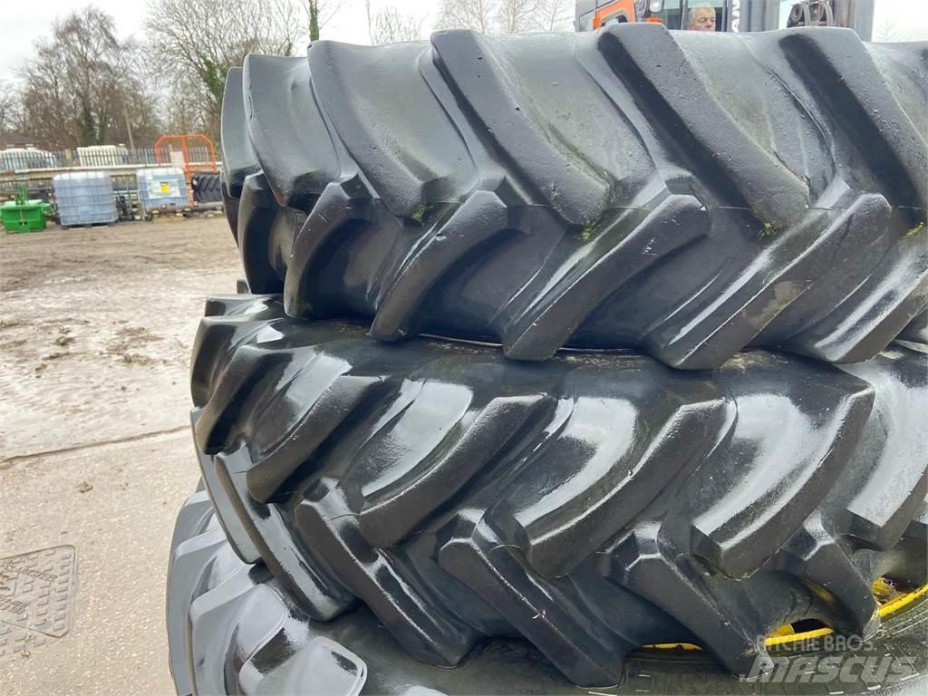 Row Crop Wheels Riepas, riteņi un diski