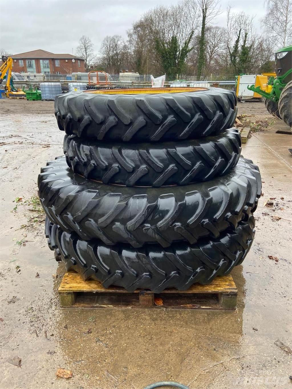  Row Crop Wheels Riepas, riteņi un diski