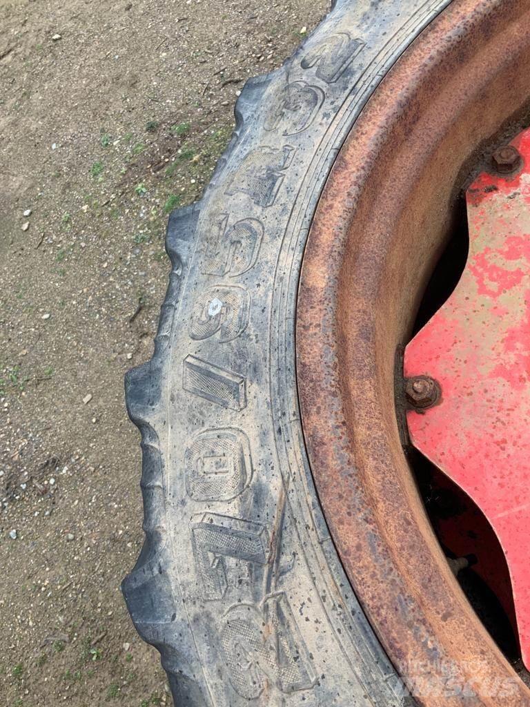  Row Crop Wheels Riepas, riteņi un diski