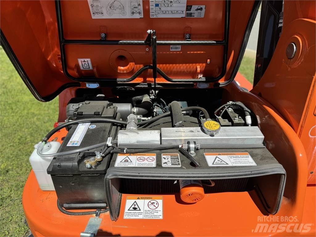 SkyTrak 3013 Teleskopiskie manipulatori