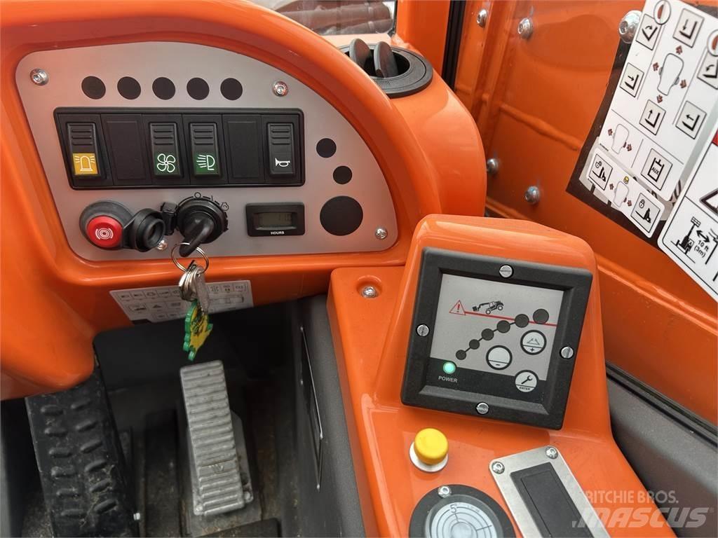 SkyTrak 3013 Teleskopiskie manipulatori
