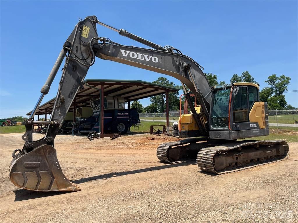 Volvo ECR235EL Kāpurķēžu ekskavatori