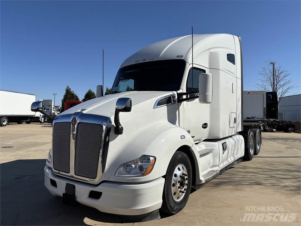 Kenworth T680 Vilcēji