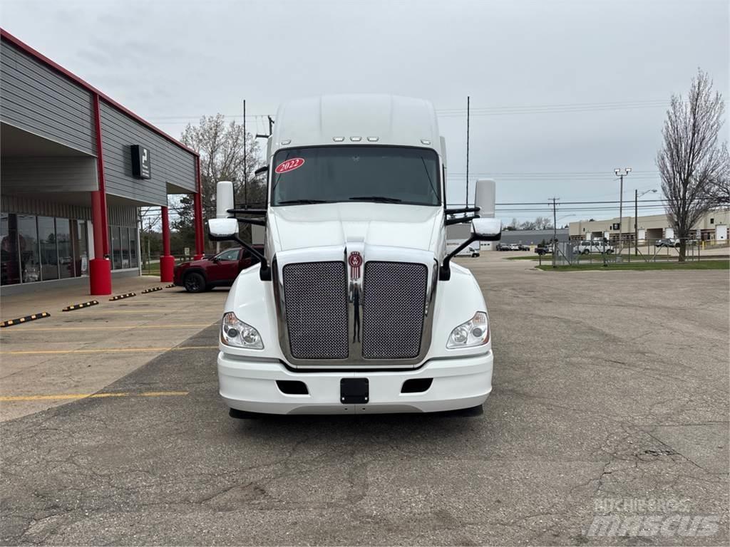 Kenworth T680 Vilcēji