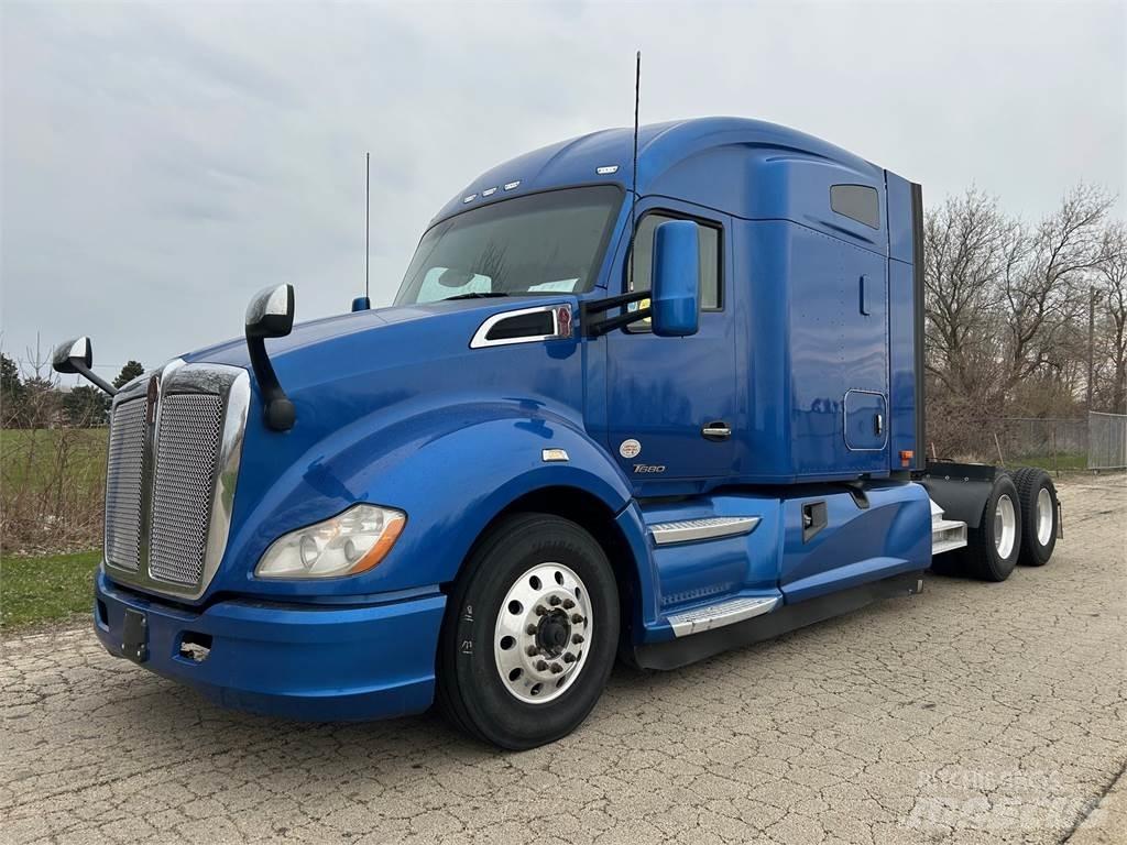 Kenworth T680 Vilcēji