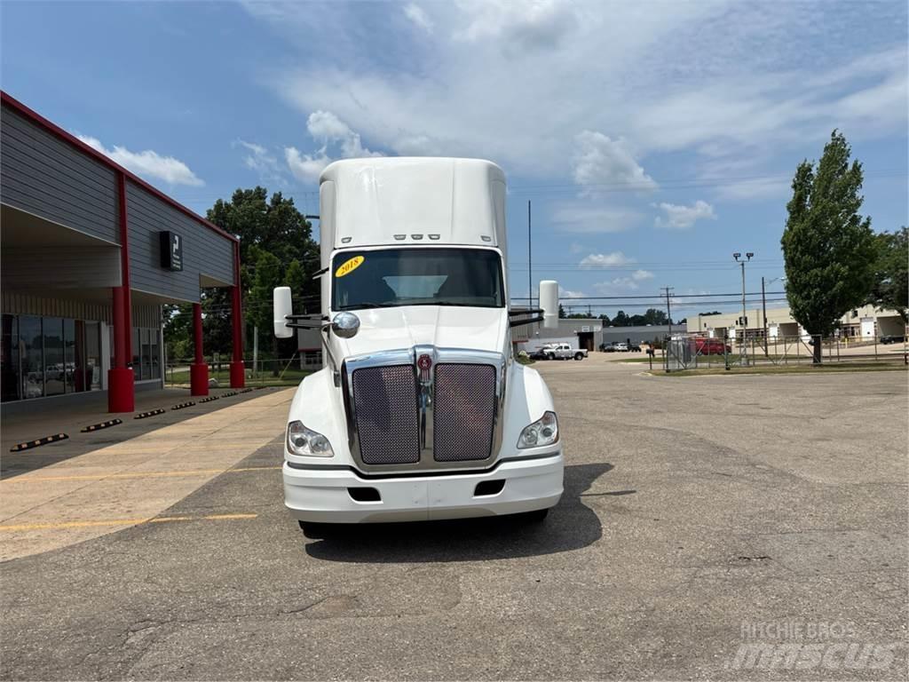 Kenworth T680 Vilcēji