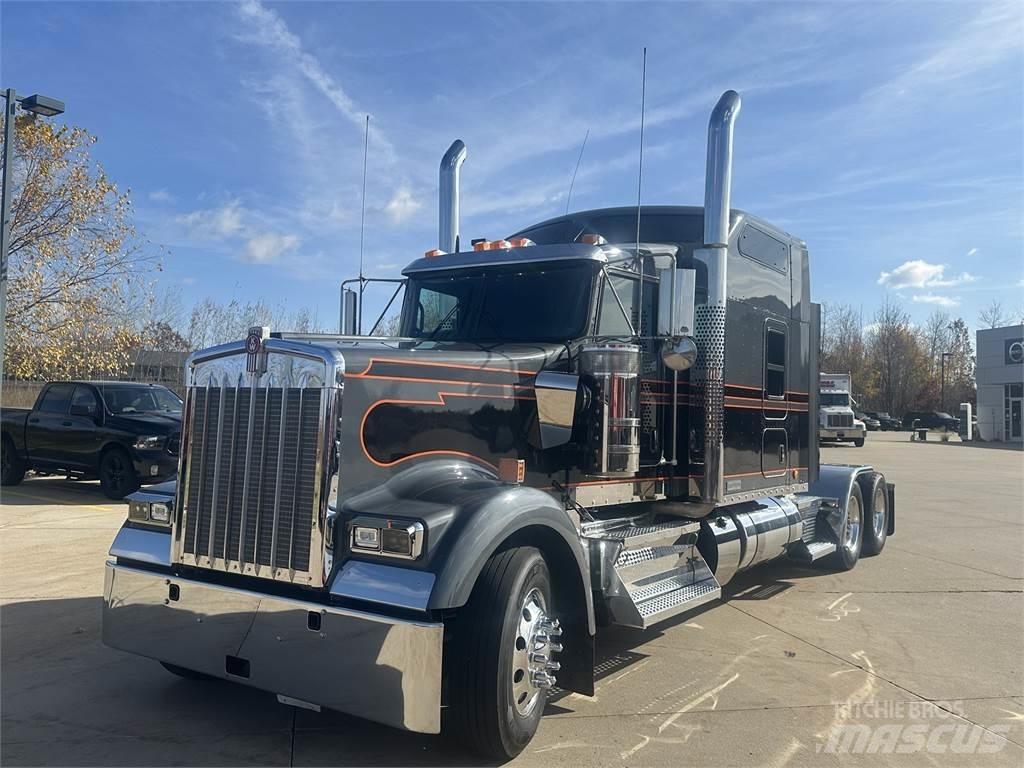 Kenworth W900 Vilcēji