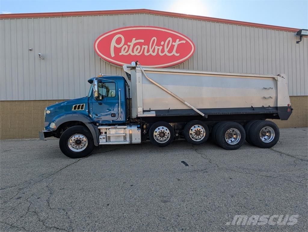 Mack GRANITE Citi