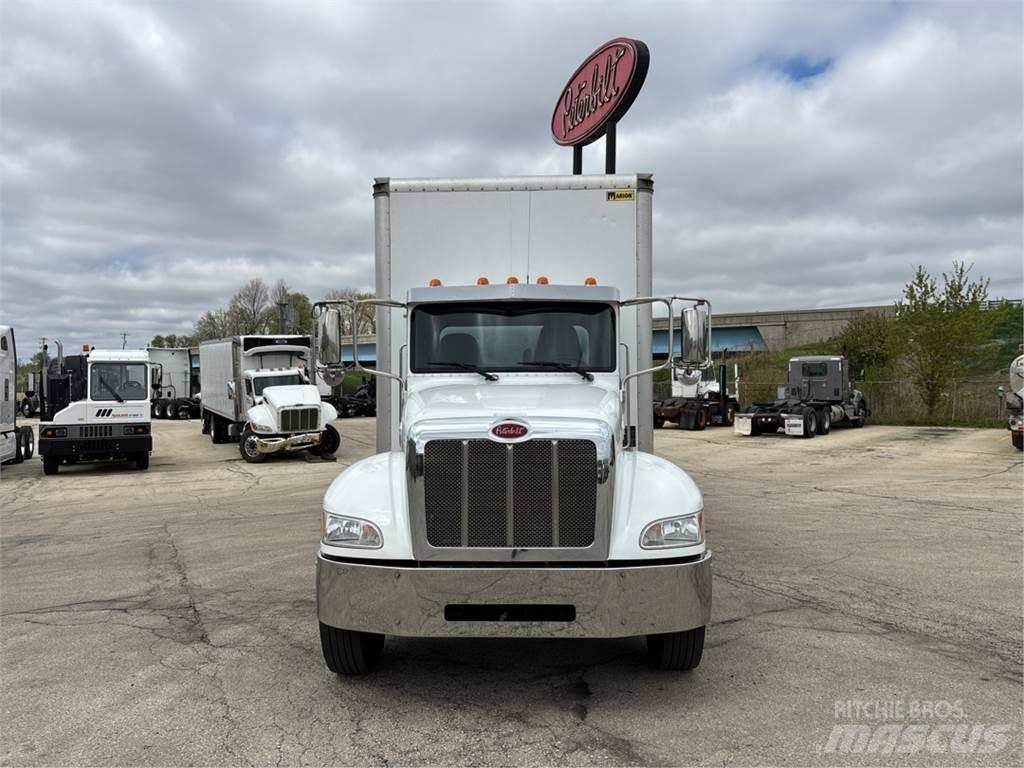 Peterbilt 337 Furgons