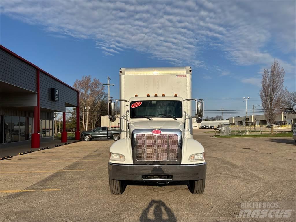 Peterbilt 337 Furgons