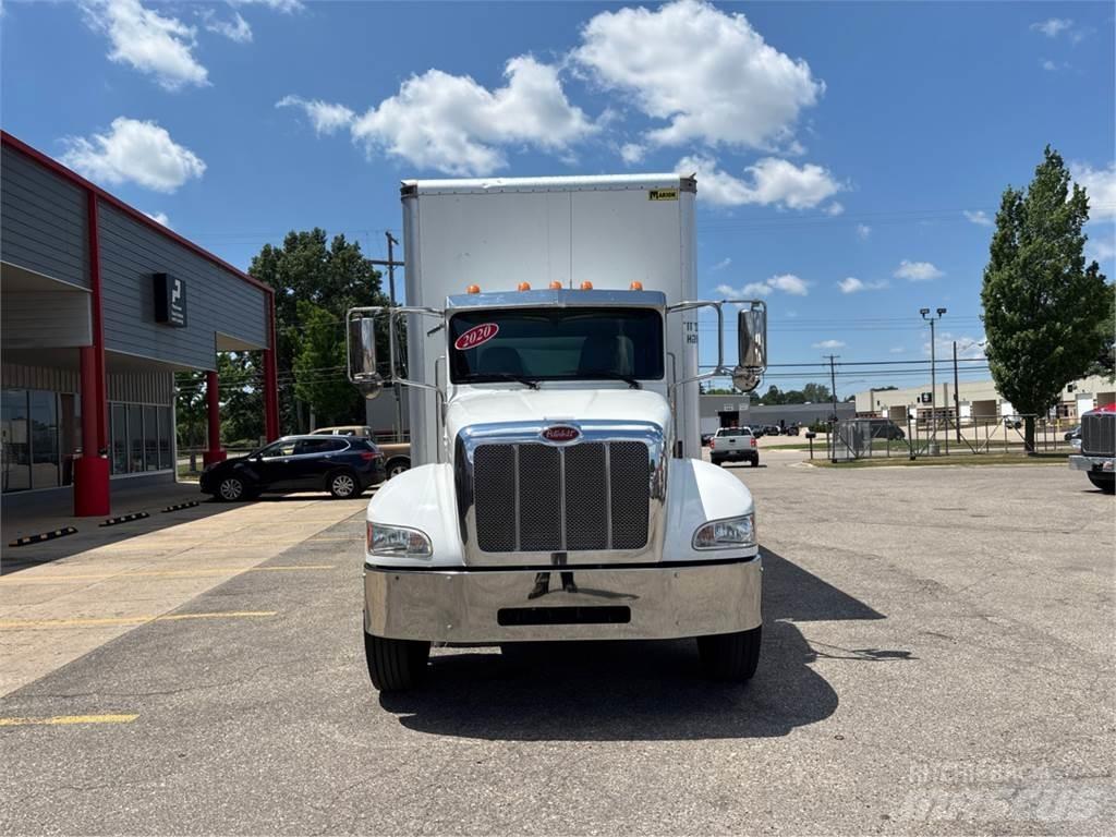 Peterbilt 337 Furgons