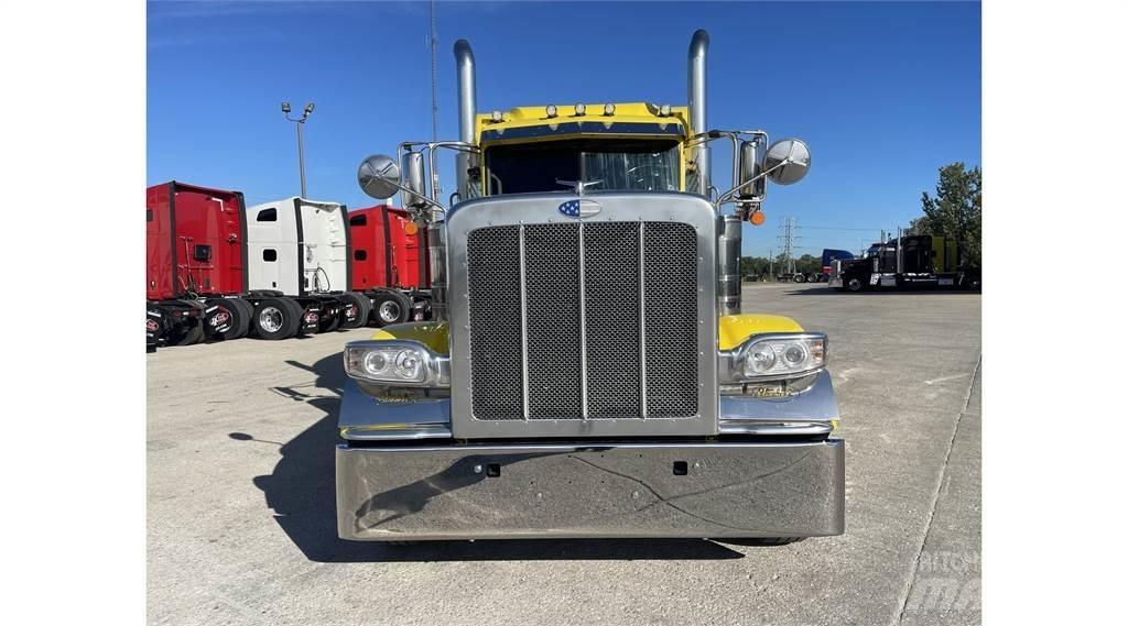 Peterbilt 389 Vilcēji