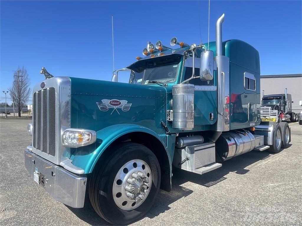 Peterbilt 389 Vilcēji